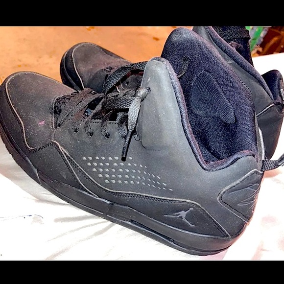 Jordan Flight - Picture 2 of 4